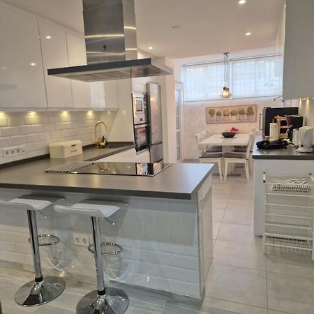 Luxurious Three Bedroom Duplex Apt Close To Beach Fuengirola Exterior photo